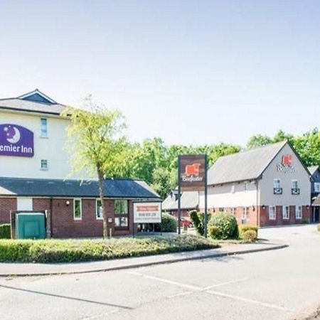 Premier Inn Newport Wales Kültér fotó