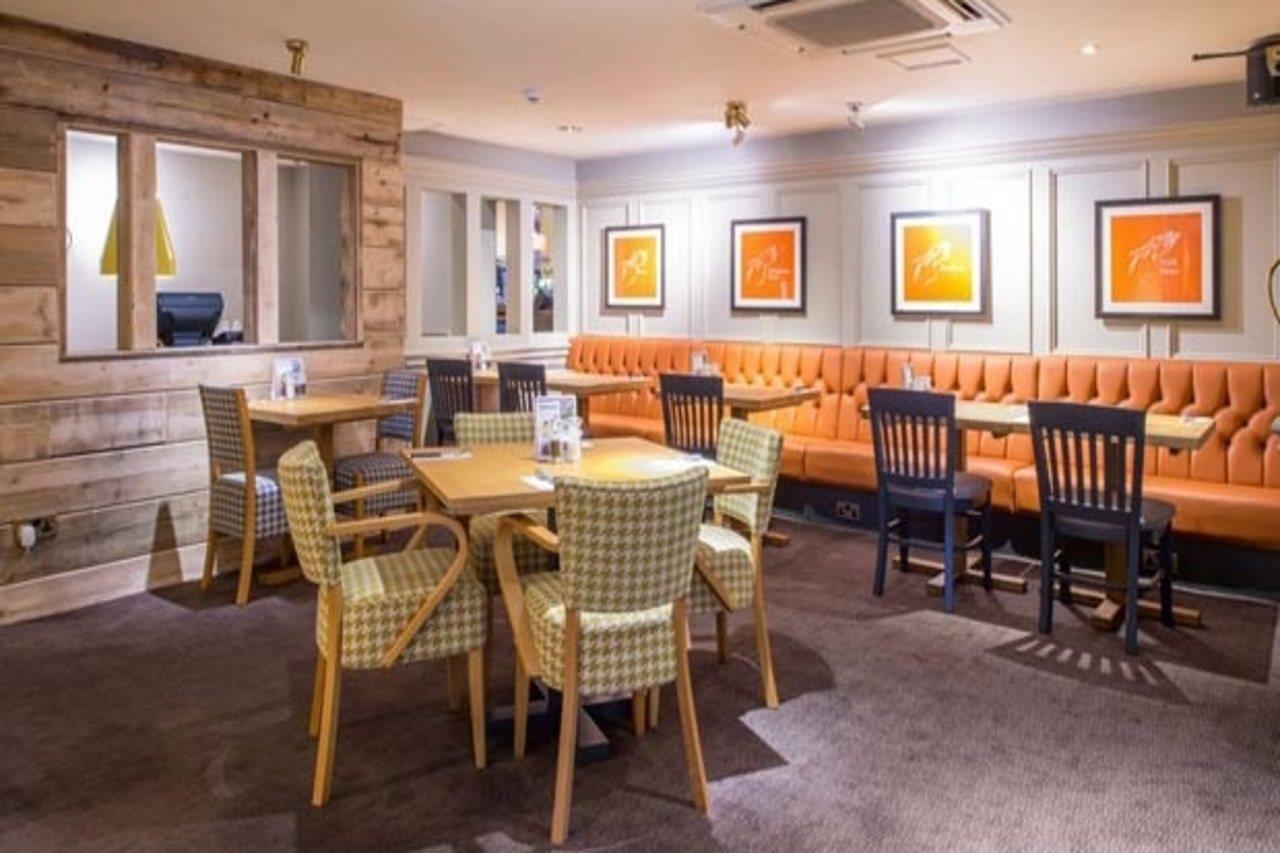 Premier Inn Newport Wales Kültér fotó