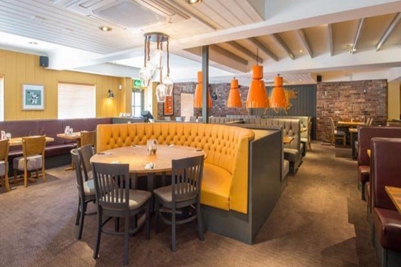 Premier Inn Newport Wales Kültér fotó