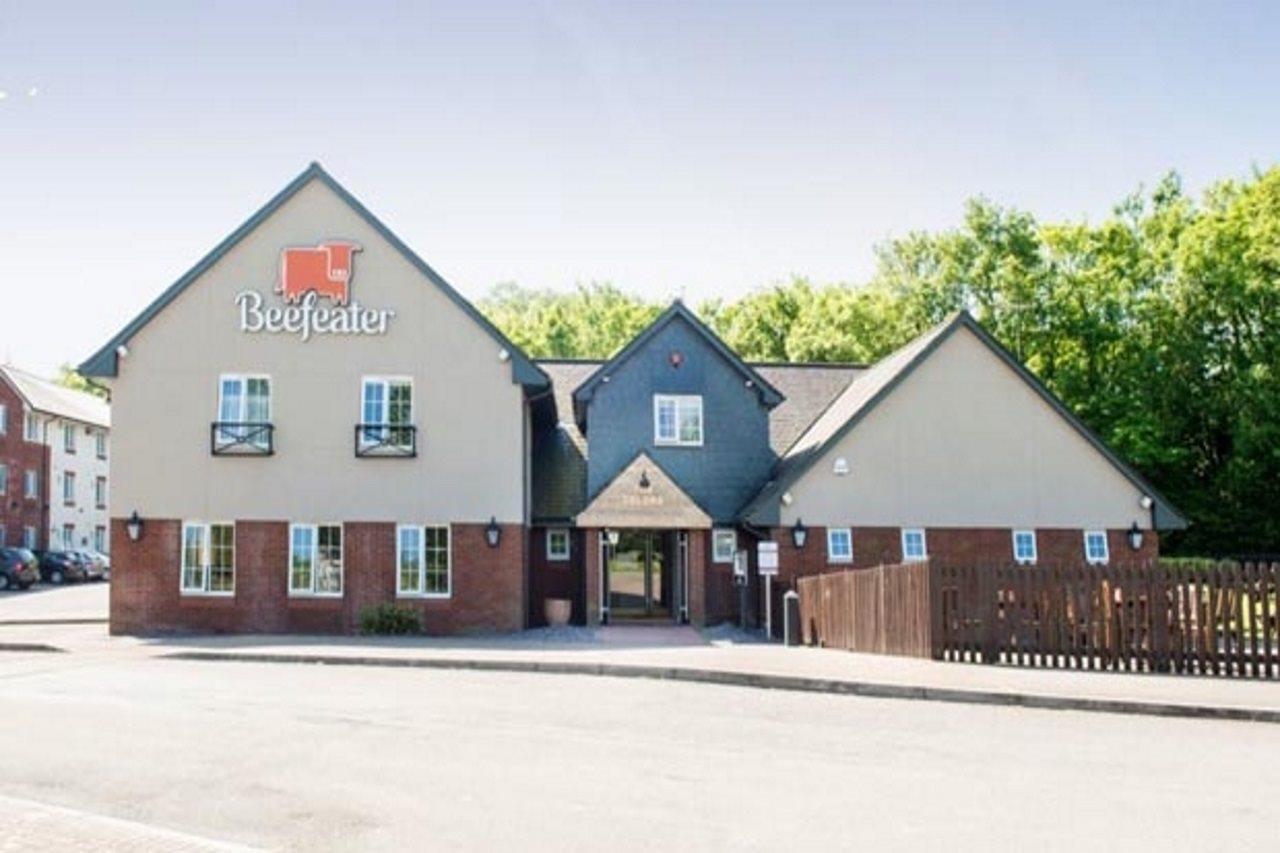 Premier Inn Newport Wales Kültér fotó